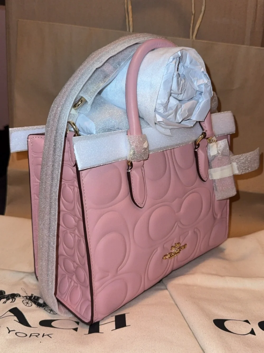 Maggie Tote in signature smooth leather